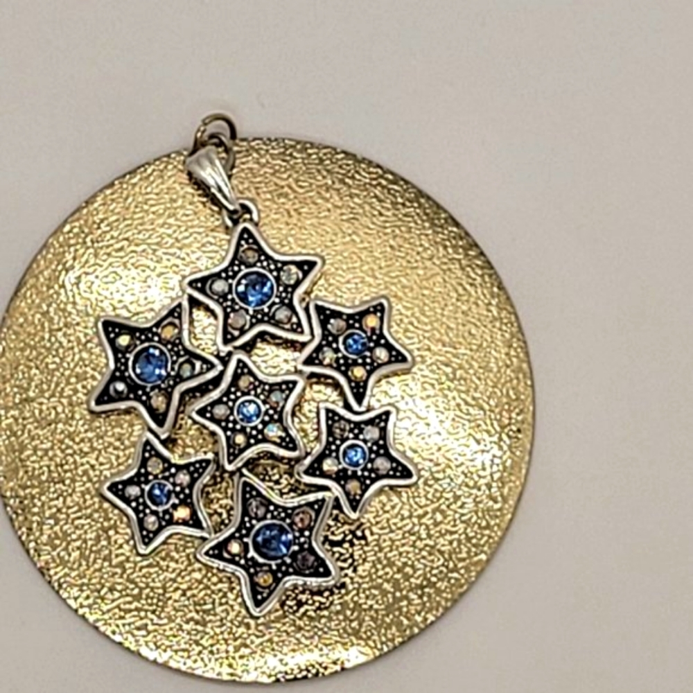 Pendant for Scarf/Necklace Jewelry, with Blue, Gold, and Iridescent Coloring